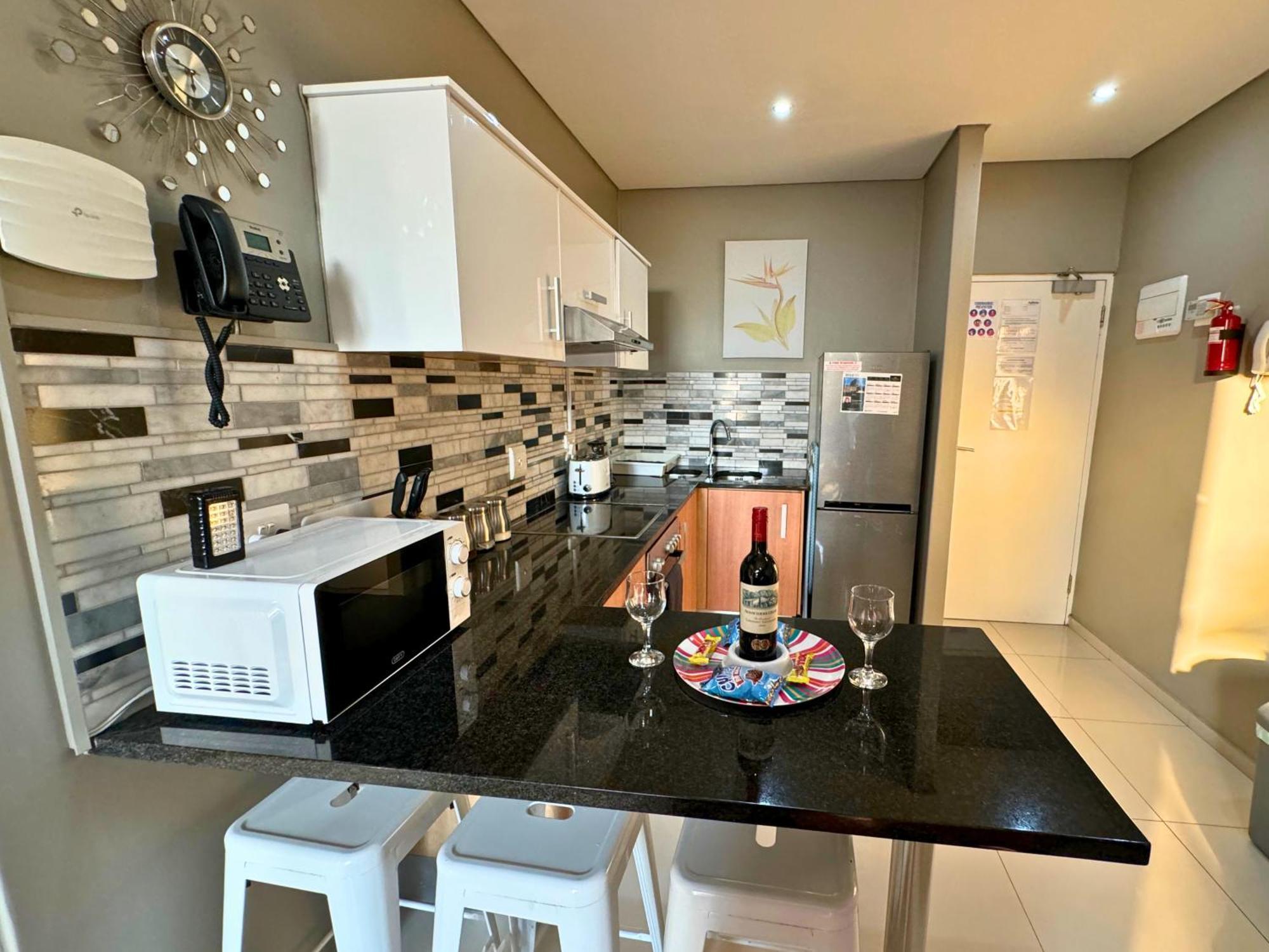 Infinity - Stunning 1 Bedroom Apartment With Sea & Mountain Views Bloubergstrand Exterior foto