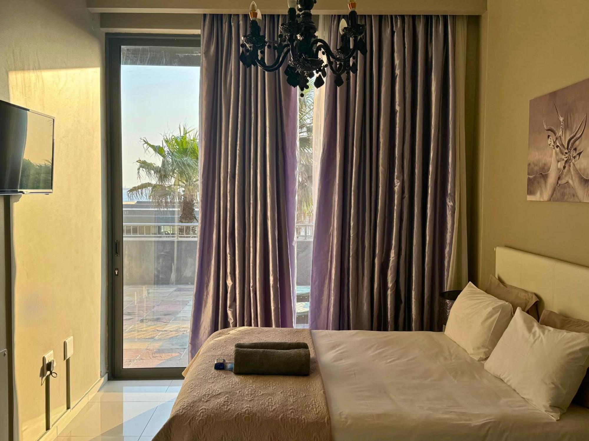 Infinity - Stunning 1 Bedroom Apartment With Sea & Mountain Views Bloubergstrand Exterior foto