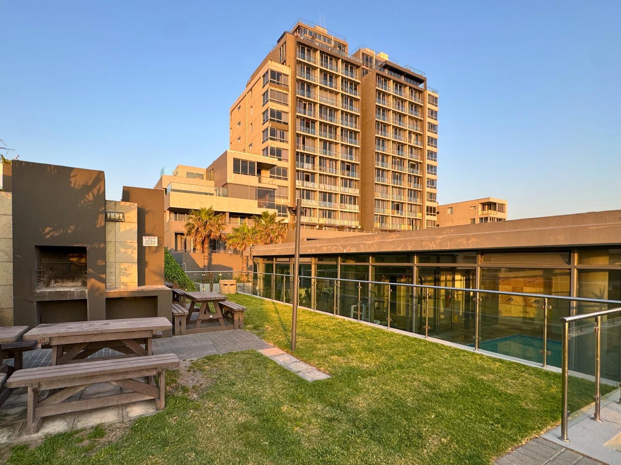 Infinity - Stunning 1 Bedroom Apartment With Sea & Mountain Views Bloubergstrand Exterior foto